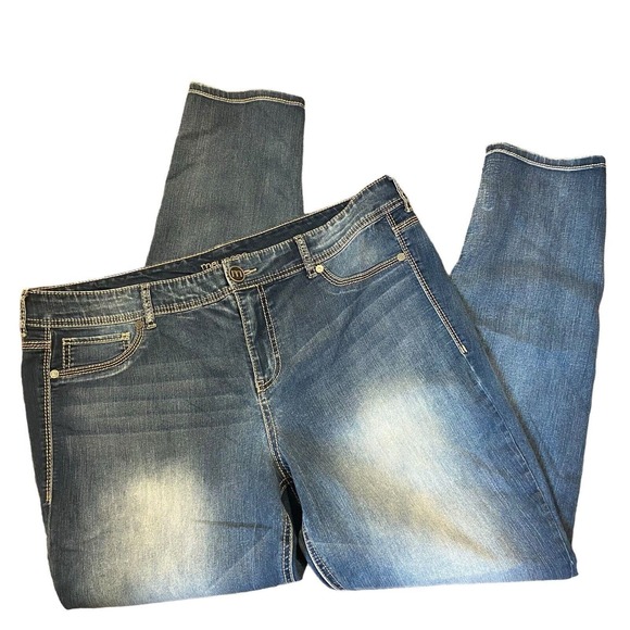 Maurices Jeans Women Size 20 Reg Embroidered Pockets Casual Distressed High Rise - Picture 1 of 13